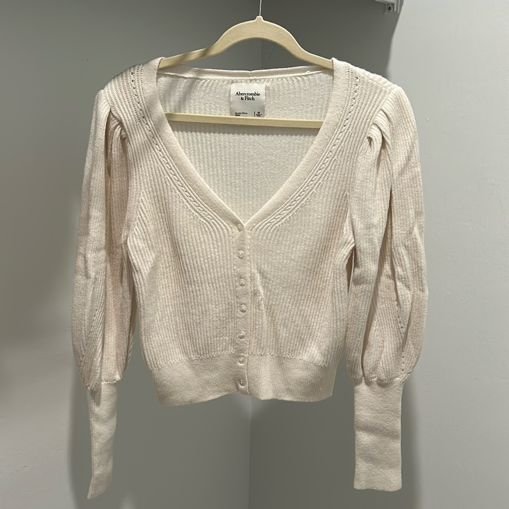 Abercrombie & Fitch Sweater